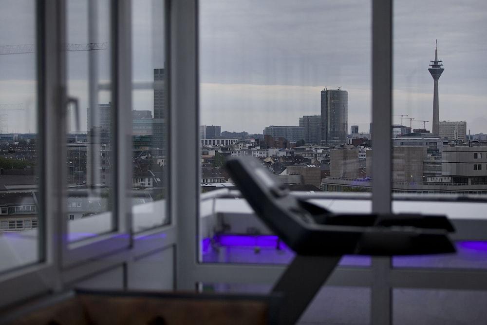 Hotel Asahi Düsseldorf Esterno foto